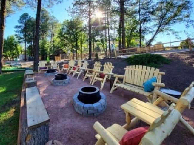 The Nook Pinetop Екстериор снимка