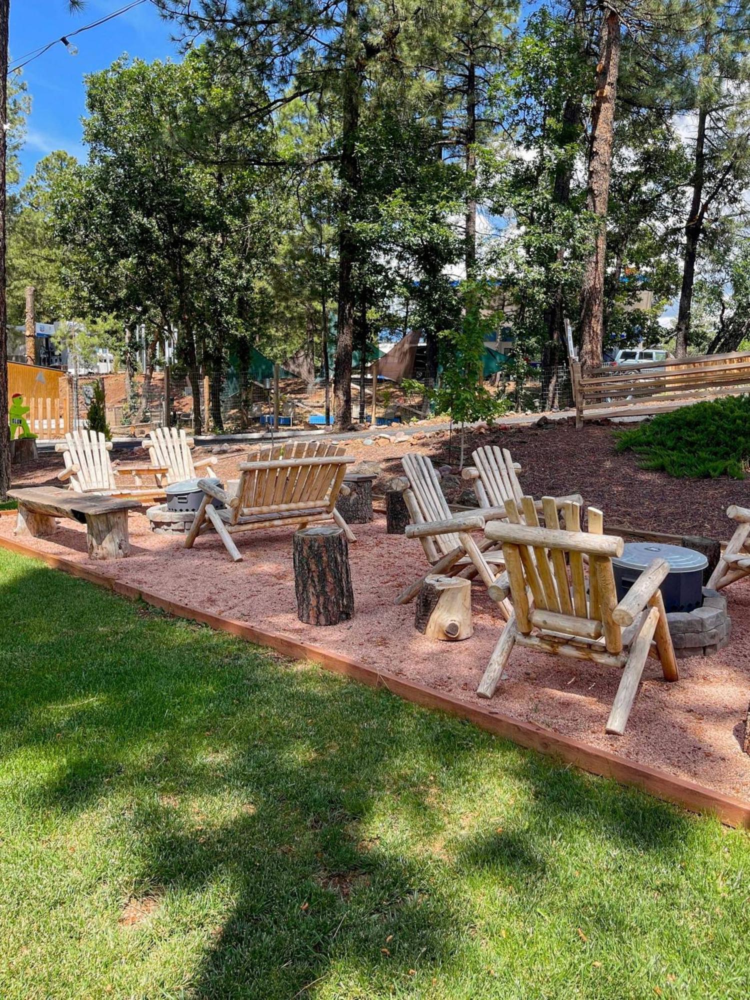 The Nook Pinetop Екстериор снимка